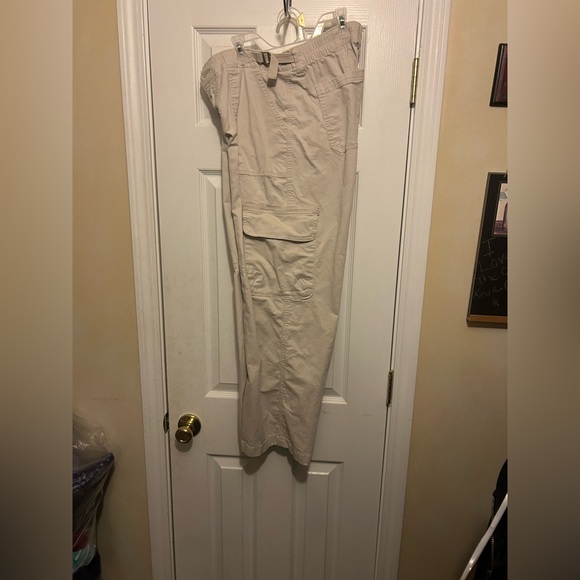 HOLLISTER Women’s👩🏻LOW-RISE BAGGY CARGO PANTS👖Sz 10R - Picture 4 of 10